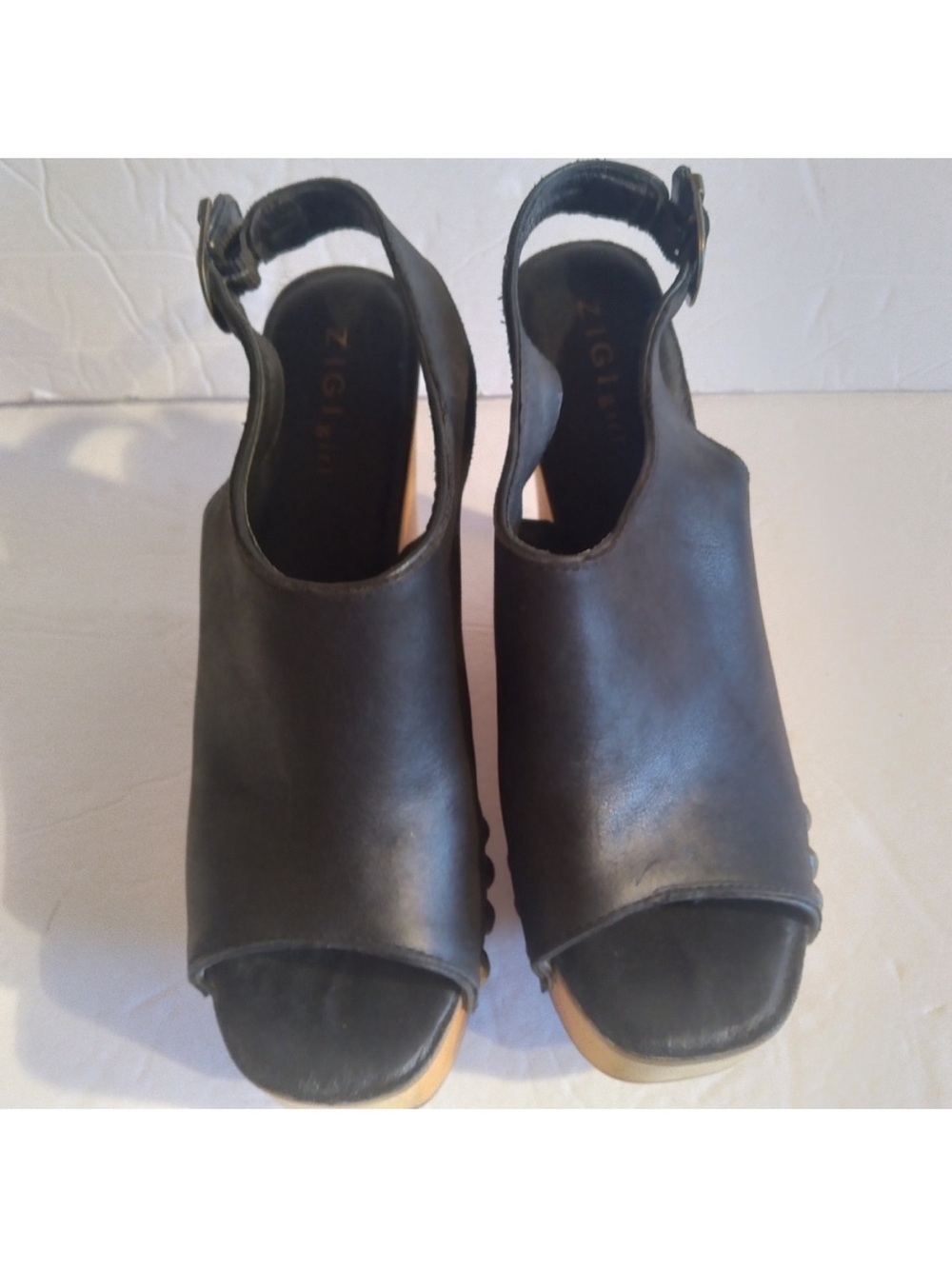 ZiGi Girl Mikaila platform sandals